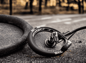 Freiburg: Femeie surprinde hoț la furat bicicletă electrică