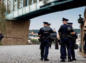 Görlitz: Poliția prinde fugari pe autostradă și pod