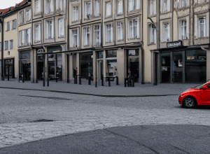 München interzice parcarea pe trotuar – Mii de locuri de parcare în pericol?