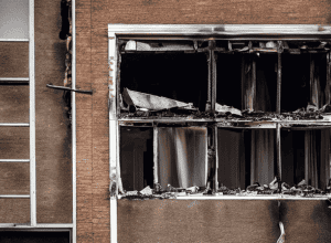 Incendiu în Zeven: Două apartamente nelocuibile