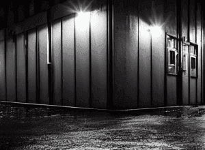 Violență în club: I-a mușcat vârful degetului!