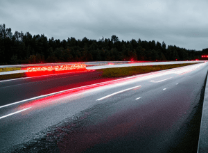Accident A61: Șoferiță (30) s-a răsturnat cu un Mini