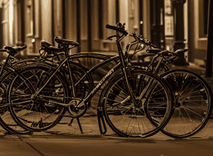 Frankfurt: Ciclist s-a expus minorelor