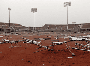 Scandal în Liga 4: Huligani atacă la Jena vs Halle