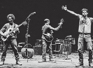 Sabrina Carpenter, controversă după o scenă incitantă în timpul turneului