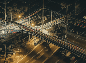 Când Google Maps dă greș: Un autoturism «zboară»