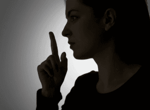 Avocata modelului OnlyFans: «Pedeapsă pentru femeile care denunță violatorii»