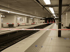 Crimă cu cuțit în stația de metrou din Berlin: Agresorul a fost declarat mort la 6:30