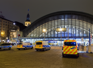 Frankfurt: Poliția arestează zece dealeri de crack