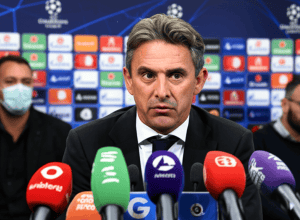 Kovac surprinde la conferință: «Acum ieși afară!»