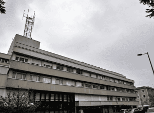 Suspiciune de insuficiență renală - Prietena se grăbește la patul de spital al lui Ernst August