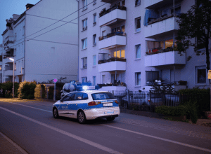 Violență în Bonn: Femeie de 95 de ani, atacată de fiul ei