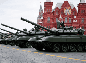 Pregătiri pentru aniversare - Tancuri noi pentru parada lui Putin