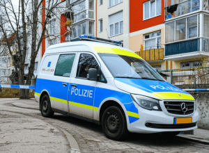 Mörfelden-Walldorf: Femei Atacă Polițiste și Arestări Efectuate