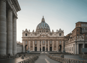 Vizepreședintele american Vance în vizită în Italia și Vatican