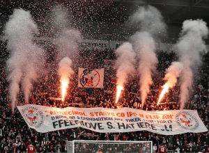 Ultrașii din Köln sfidează DFB după amenzi și amenințări usturătoare