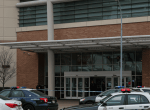 Furt de bijuterii? Hoții au intrat cu un Audi într-un centru comercial din Berlin