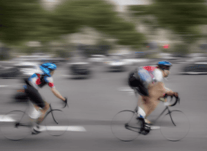 Konstanz: Ciclistă (64 de ani) a căzut după un atac cu claxon