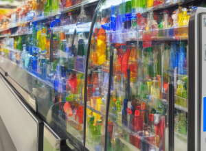 Predarea ambalajelor goale se face automat! Noul automat de reciclare Kaufland vă economisește mult timp