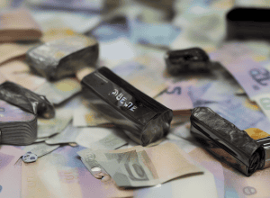 Kelsterbach: Poliția descoperă 4000 de țigări electronice ilegale