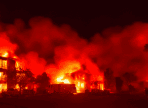Incendiu Major în Hamburg-Langenhorn: Foc la o Unitate de Cazare