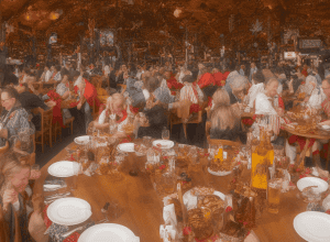 Bere și voie bună! - Fanii Bayern oferă un loc la Oktoberfest pentru familia Effenberg!