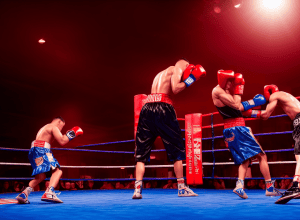 Cu inimă de leu – Campioana mondială Phannarai luptă cu greu