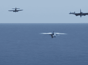 Victorie spectaculoasă a tehnologiei - Drona navală ucraineană doboară un avion de luptă!