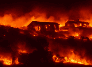 Incendiu distruge adăpost pentru cai în Berlstedt