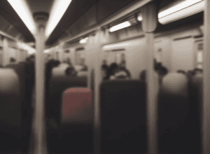 Neuss: Adolescenți amenințați într-un tren S-Bahn