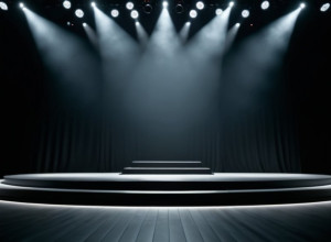 Moment dramatic la semifinala "Miss Universe": concurenta din Jamaica a căzut de pe scenă