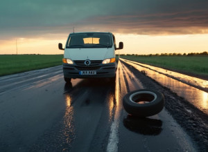 Accident Mortal în Saxonia Inferioară: Un scuterist a decedat în urma unei coliziuni frontale cu o autoutilitară