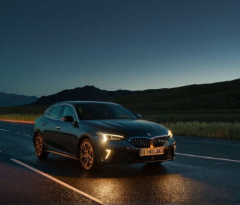 Dramă pe autostradă: Mașina și soția, furate în timp ce ajuta un șofer