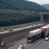 Tragedie cumplită în Italia: Profesoadă moare într-un accident de autocar școlar lângă Como
