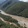Elveția: Pericolul de inundație după alunecarea de teren scade, apa își găsește cale prin baraj