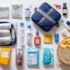 Ce nu trebuie să lipsească din trusa medicală de călătorie: Ghid esențial pentru vacanță