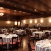 Nuntă neobișnuită în Texas: Un cuplu a înlocuit tortul cu o pizza uriașă pentru 160 de invitați