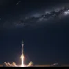 SpaceX a lansat cu succes 23 de noi sateliți pe orbită