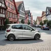 Copil rănit după ce s-a izbit cu trotineta electrică de o mașină parcată în Germania