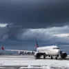 Panică la 11.000 de metri: Un avion Airbus cu 227 de pasageri a intrat într-o furtună puternică cu grindină, suferind avarii grave, dar a aterizat în siguranță