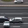 Accident pe autostrada A648 din Frankfurt: O mașină de poliție a fost lovită de un VW Tiguan în timpul unei intervenții