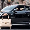 Logodnica lui Jeff Bezos, Lauren Sánchez, etalează miliardele: Apariție de lux la New York și detalii despre "nunta secolului"