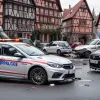 Doi pietoni, răniţi grav după ce au fost loviţi de o maşină în Germania