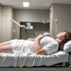 FOTBALISTUL DE LA KÖLN, TIM LEMPERLE, ACCIDENTAT ÎNTR-O BĂTAIE CU UN FAN: O POZĂ DIN SPITAL FACE VALURI ÎN ONLINE