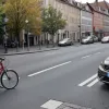 Şoferul unui Toyota a fugit după un accident cu o fetiţă biciclistă de 11 ani în Bonn, Germania