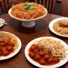 Currywurst pierde teren: Clasicul german nu mai este pe primul loc în cantine