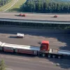 Accident pe autostrada A24 din Germania: Un TIR cu 640 de porci a blocat traficul