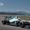 Pilotul F1 Alex Albon a venit cu o idee amuzantă de a-și distrage adversarii: „Să le spargem radioul și să le punem muzica din 'Fălci'”
