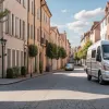 Un curier de colete a scăpat nevătămat după un atac cu cuțitul la Bremen, Germania
