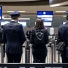 Doi pasageri arestați pe Aeroportul din München într-o singură zi pe baza unor mandate de arestare